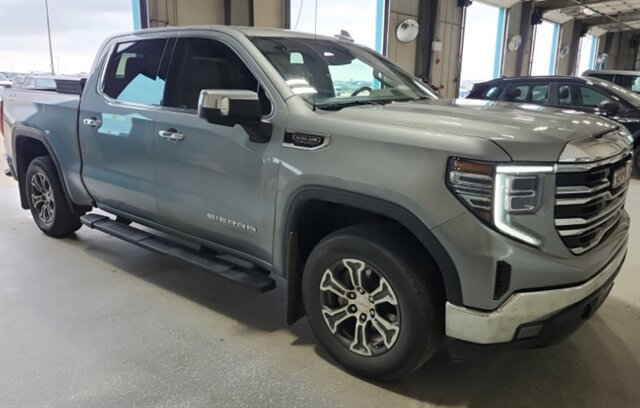 2024 GMC Sierra 1500 SLT - Photo 2 - Edmonton, AB T6E 6B3