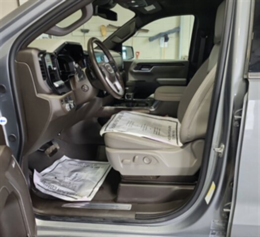 2024 GMC Sierra 1500 SLT - Photo 5 - Edmonton, AB T6E 6B3