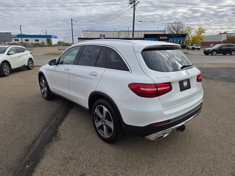 2019 Mercedes-Benz GLC GLC 300 4MATIC - Photo 5 - Edmonton, AB T6E 6B3