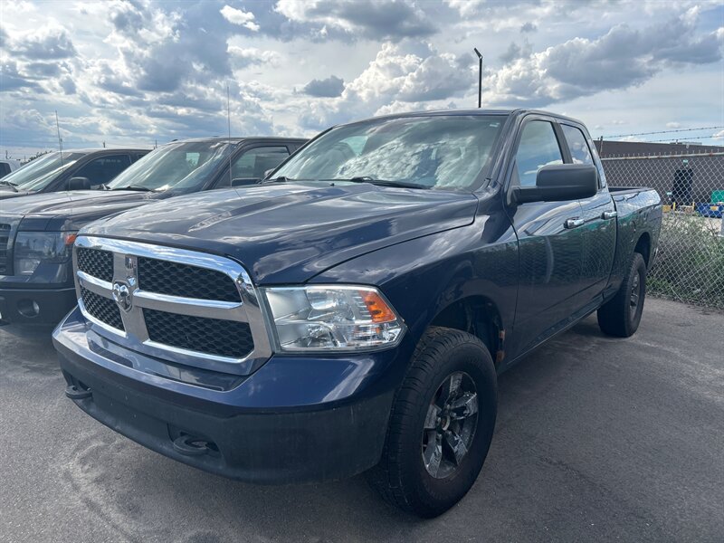 2016 RAM 1500 SLT  