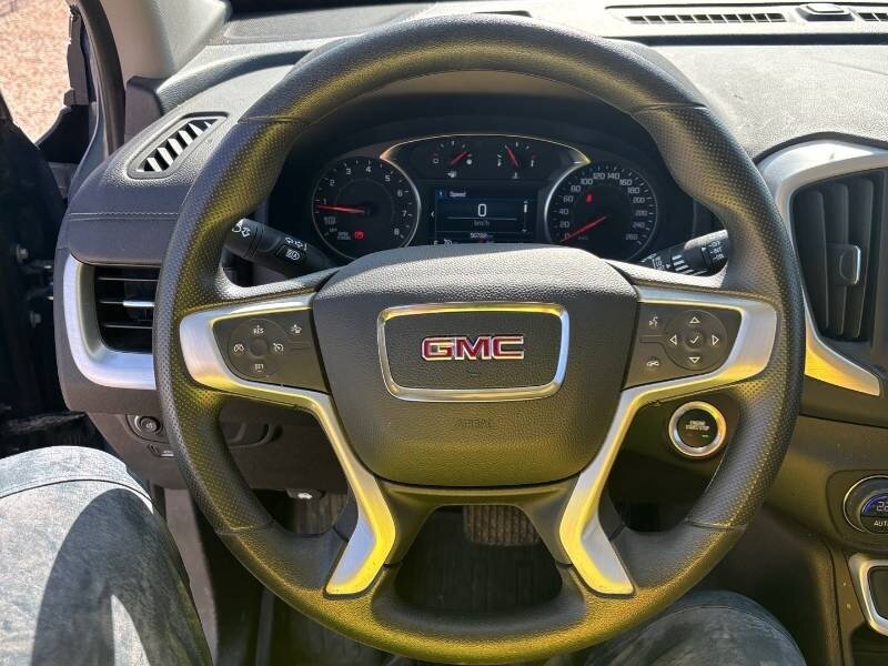 2024 GMC Terrain SLE - Photo 11 - Edmonton, AB T6E 6B3