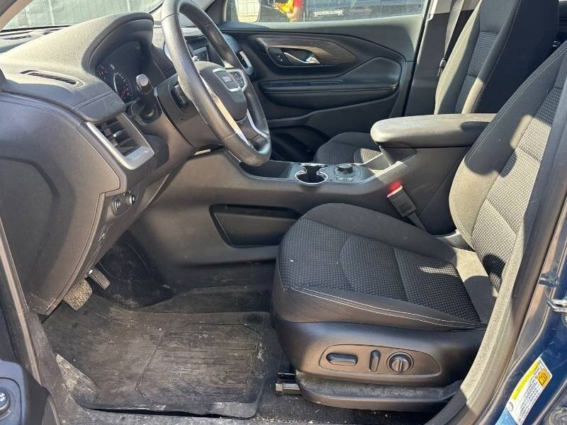 2024 GMC Terrain SLE - Photo 9 - Edmonton, AB T6E 6B3
