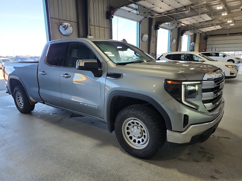 2023 GMC Sierra 1500 SLE   - Photo 1 - Edmonton, AB T6E 6B3