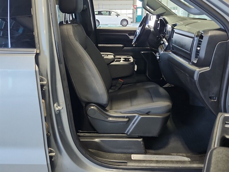2023 GMC Sierra 1500 SLE - Photo 8 - Edmonton, AB T6E 6B3