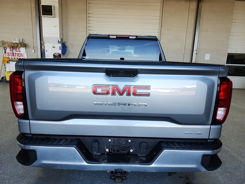 2023 GMC Sierra 1500 SLE - Photo 3 - Edmonton, AB T6E 6B3