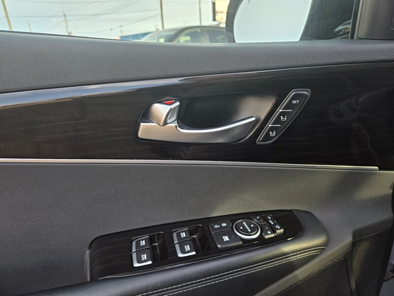 2020 Kia Sorento EX V6 - Photo 25 - Edmonton, AB T6E 6B3