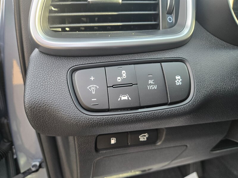 2020 Kia Sorento EX V6 - Photo 22 - Edmonton, AB T6E 6B3