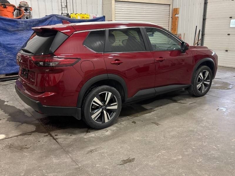 2024 Nissan Rogue SV Moonroof   - Photo 3 - Edmonton, AB T6E 6B3