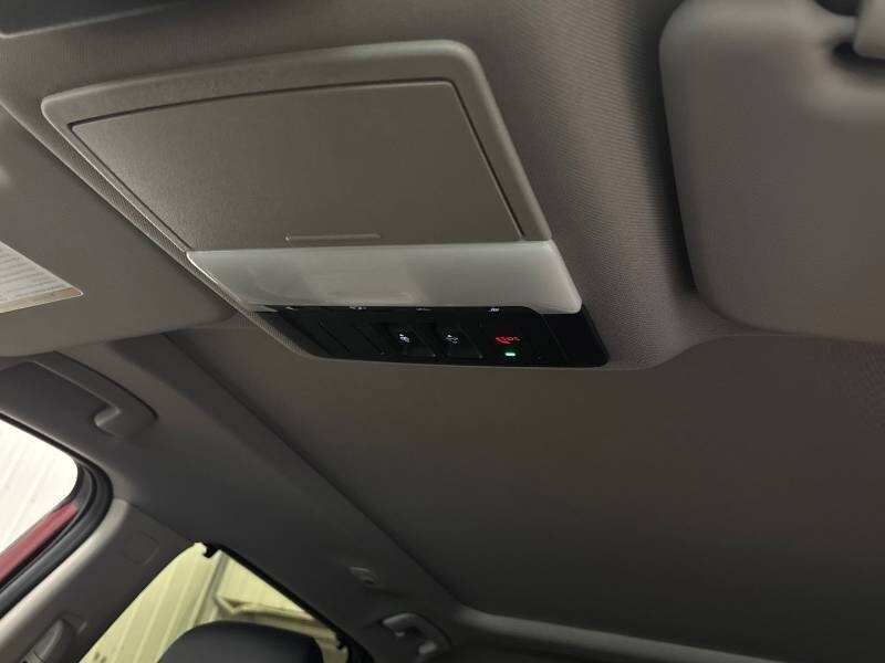 2024 Nissan Rogue SV Moonroof   - Photo 15 - Edmonton, AB T6E 6B3