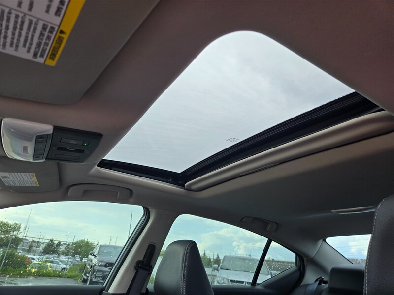 2024 Nissan Altima 2.5 Platinum - Photo 8 - Edmonton, AB T6E 6B3