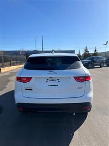 2018 Jaguar F-PACE 20d R-Sport   - Photo 4 - Edmonton, AB T6E 6B3