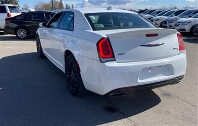 2021 Chrysler 300 S   - Photo 3 - Edmonton, AB T6E 6B3