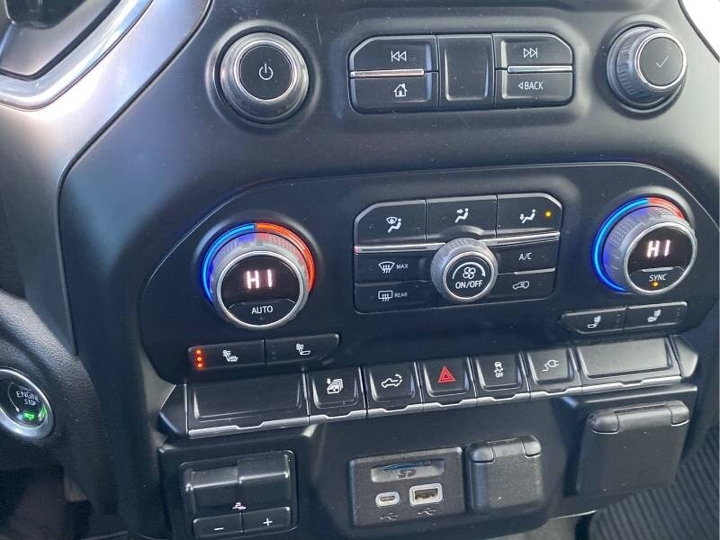 2022 Chevrolet Silverado 3500HD LT - Photo 10 - Edmonton, AB T6E 6B3