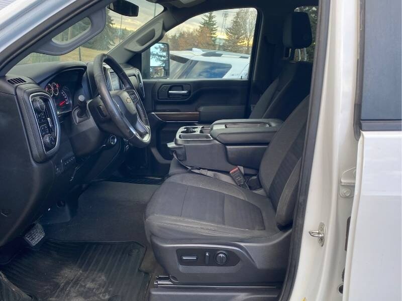 2022 Chevrolet Silverado 3500HD LT - Photo 7 - Edmonton, AB T6E 6B3