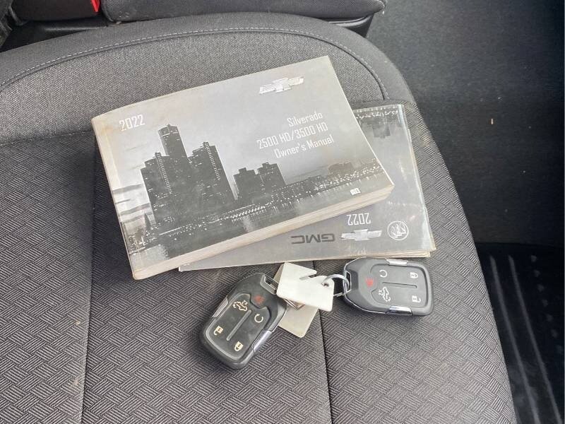 2022 Chevrolet Silverado 3500HD LT - Photo 12 - Edmonton, AB T6E 6B3