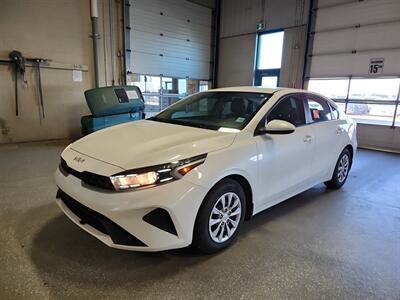 2023 Kia Forte LX   - Photo 3 - Edmonton, AB T6E 6B3