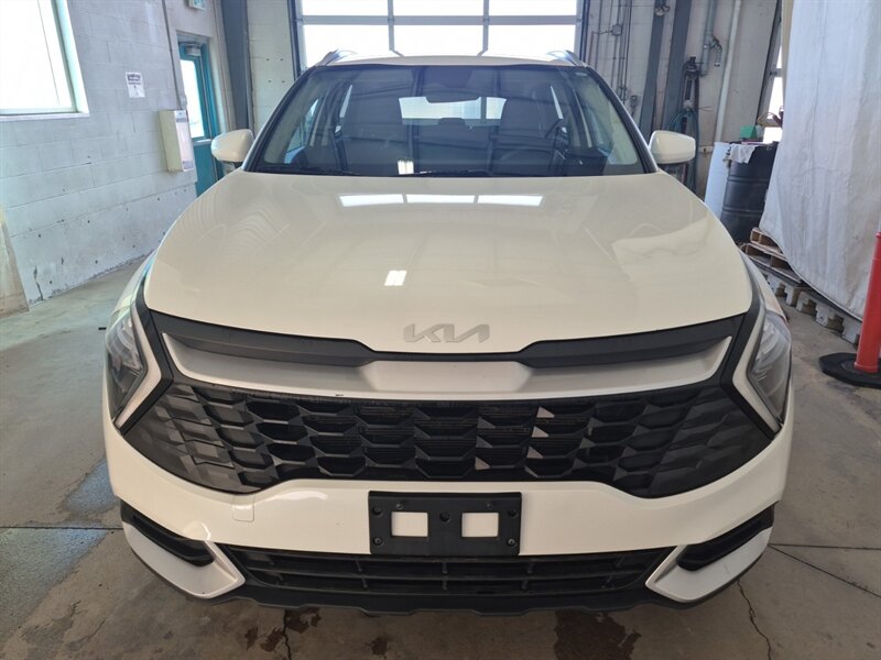 2023 Kia Sportage LX - Photo 6 - Edmonton, AB T6E 6B3