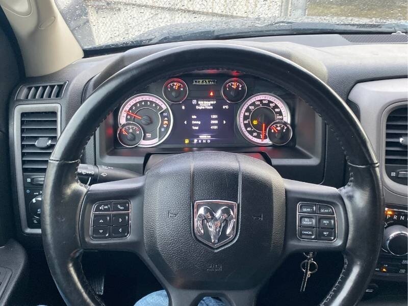 2021 RAM 1500 Classic Express - Photo 7 - Edmonton, AB T6E 6B3