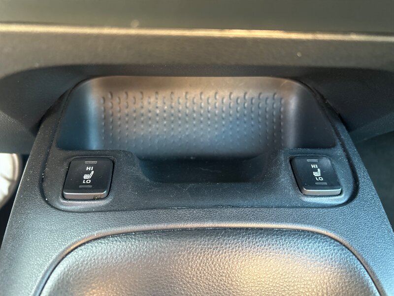 2023 Toyota Corolla LE - Photo 10 - Edmonton, AB T6E 6B3