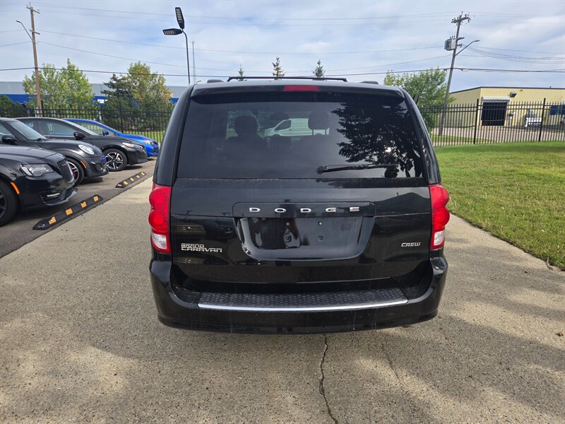 2020 Dodge Grand Caravan Crew - Photo 4 - Edmonton, AB T6E 6B3