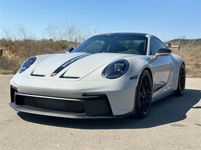 2022 Porsche 911 GT3  in Chalk 7-Speed PDK Transaxle Front Axle Lift Full Bucket Seats Carbon Ceramic Center Lock - Photo 30 - Tarzana, CA 91356