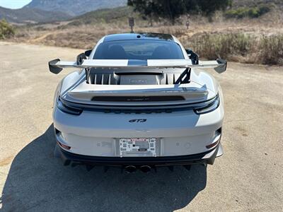 2022 Porsche 911 GT3  in Chalk 7-Speed PDK Transaxle Front Axle Lift Full Bucket Seats Carbon Ceramic Center Lock - Photo 19 - Tarzana, CA 91356