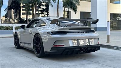 2022 Porsche 911 GT3  in Chalk Full PPF 7-Speed PDK Transaxle Front Axle Lift Full Bucket Seats Carbon Ceramic Center Lock - Photo 21 - Tarzana, CA 91356