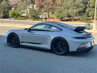 2022 Porsche 911 GT3  in Chalk 7-Speed PDK Transaxle Front Axle Lift Full Bucket Seats Carbon Ceramic Center Lock - Photo 6 - Tarzana, CA 91356