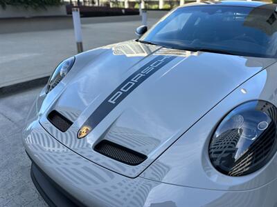 2022 Porsche 911 GT3  in Chalk Full PPF 7-Speed PDK Transaxle Front Axle Lift Full Bucket Seats Carbon Ceramic Center Lock - Photo 56 - Tarzana, CA 91356