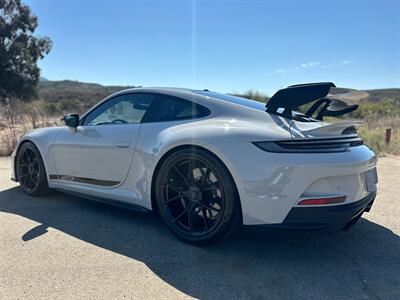 2022 Porsche 911 GT3  in Chalk 7-Speed PDK Transaxle Front Axle Lift Full Bucket Seats Carbon Ceramic Center Lock - Photo 24 - Tarzana, CA 91356