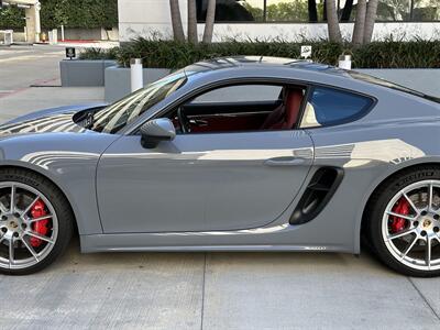 2024 Porsche 718 Cayman GTS 4.0 6-Speed Manual Transmission   - Photo 10 - Tarzana, CA 91356