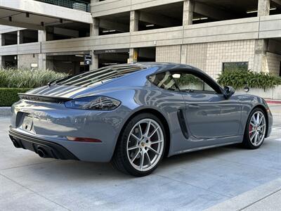 2024 Porsche 718 Cayman GTS 4.0 6-Speed Manual Transmission   - Photo 14 - Tarzana, CA 91356