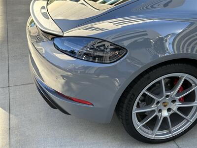 2024 Porsche 718 Cayman GTS 4.0 6-Speed Manual Transmission   - Photo 36 - Tarzana, CA 91356