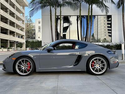 2024 Porsche 718 Cayman GTS 4.0 6-Speed Manual Transmission   - Photo 11 - Tarzana, CA 91356