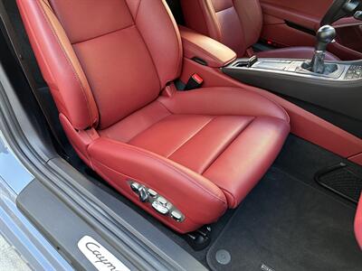 2024 Porsche 718 Cayman GTS 4.0 6-Speed Manual Transmission   - Photo 44 - Tarzana, CA 91356