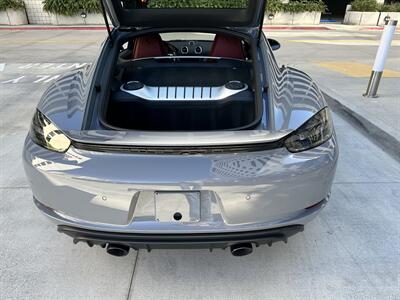 2024 Porsche 718 Cayman GTS 4.0 6-Speed Manual Transmission   - Photo 32 - Tarzana, CA 91356