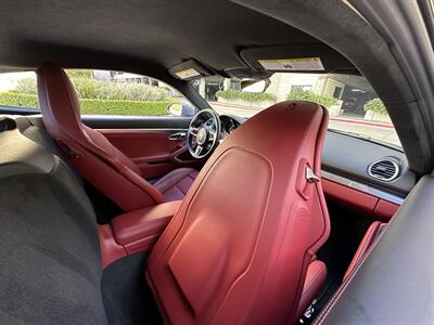 2024 Porsche 718 Cayman GTS 4.0 6-Speed Manual Transmission   - Photo 41 - Tarzana, CA 91356