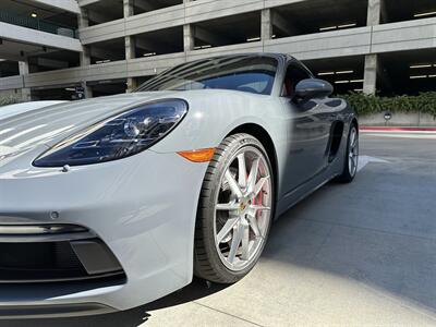 2024 Porsche 718 Cayman GTS 4.0 6-Speed Manual Transmission   - Photo 69 - Tarzana, CA 91356