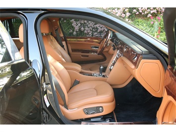 2013 Bentley Mulsanne   - Photo 22 - Tarzana, CA 91356