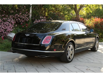 2013 Bentley Mulsanne   - Photo 15 - Tarzana, CA 91356