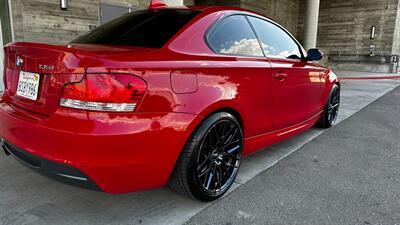 2009 BMW 1 Series 135i  6MT Manual Sport Seats No Navigation - Photo 17 - Tarzana, CA 91356