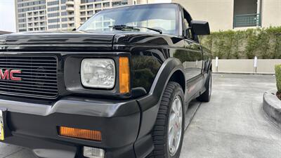 1991 GMC Syclone   - Photo 10 - Tarzana, CA 91356