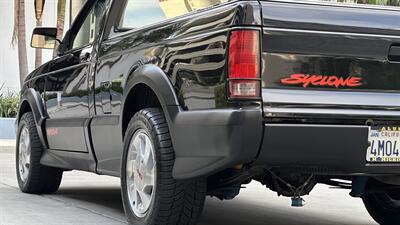 1991 GMC Syclone   - Photo 39 - Tarzana, CA 91356