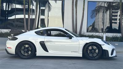2024 Porsche 718 Cayman GT4 RS Weissach Package - Photo 2 - Tarzana, CA 91356