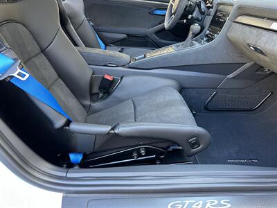2024 Porsche 718 Cayman GT4 RS Weissach Package - Photo 6 - Tarzana, CA 91356