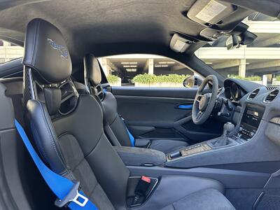 2024 Porsche 718 Cayman GT4 RS Weissach Package - Photo 5 - Tarzana, CA 91356