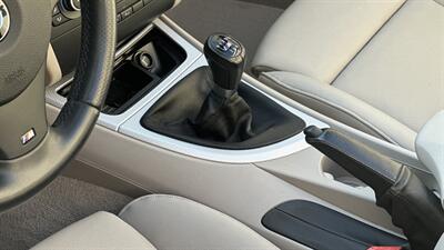 2013 BMW 1 Series 135is   - Photo 49 - Tarzana, CA 91356