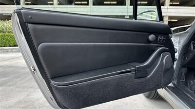 1998 Porsche 911 Carrera Cabriolet  6-Speed Manual Transmission - Photo 28 - Tarzana, CA 91356