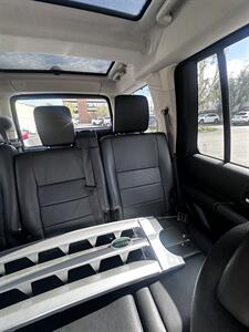 2006 Land Rover LR3 HSE   - Photo 16 - Tarzana, CA 91356
