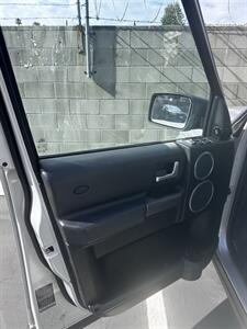 2006 Land Rover LR3 HSE   - Photo 9 - Tarzana, CA 91356